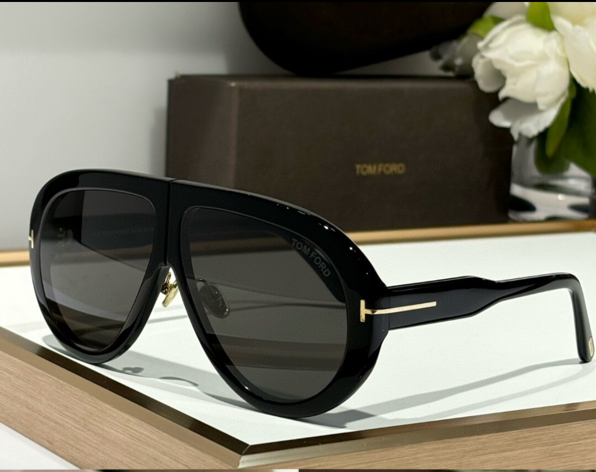 Tom Ford black