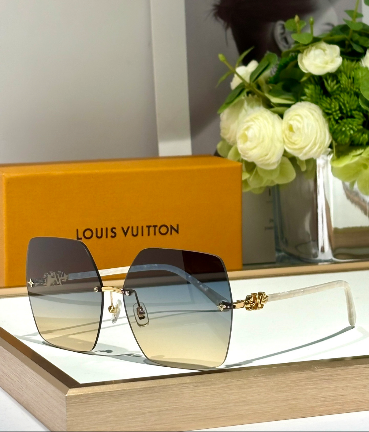 Louis Vuitton (New)